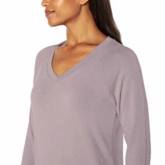 Banana Republic Ladies' V-Neck Long Sleeve Top, Purple , Size XXL - Picture 3 of 5